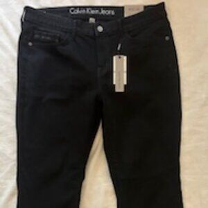 Calvin Klein - Black Bootcut Curvy Jeans - Size W32" L32"